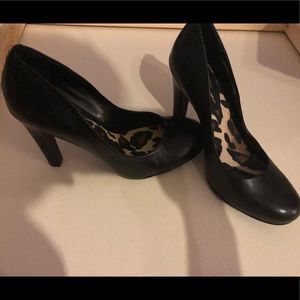 Jessica Simpson heels